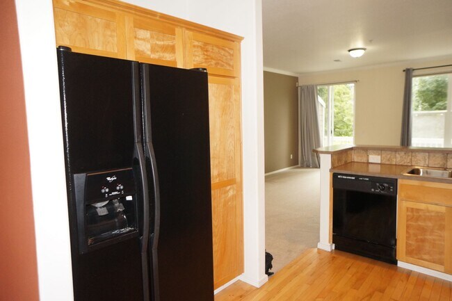 Photo - 2738 NW Kennedy Ct
