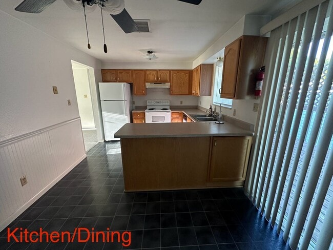 Photo - 4 bedroom 2 bath home prime location