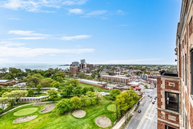 Building Photo - 7000 S South Shore Dr Unit D1602