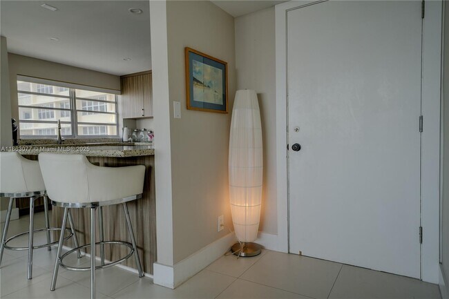 Photo - 1817 S Ocean Dr Unit 515
