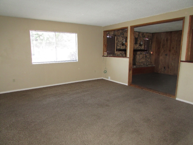 Photo - 2520 Bernice Dr