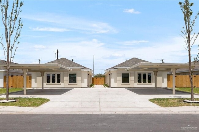Building Photo - 6811 N 59th Ln Unit 2 Rental