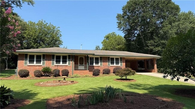 Building Photo - 115 Timberland St