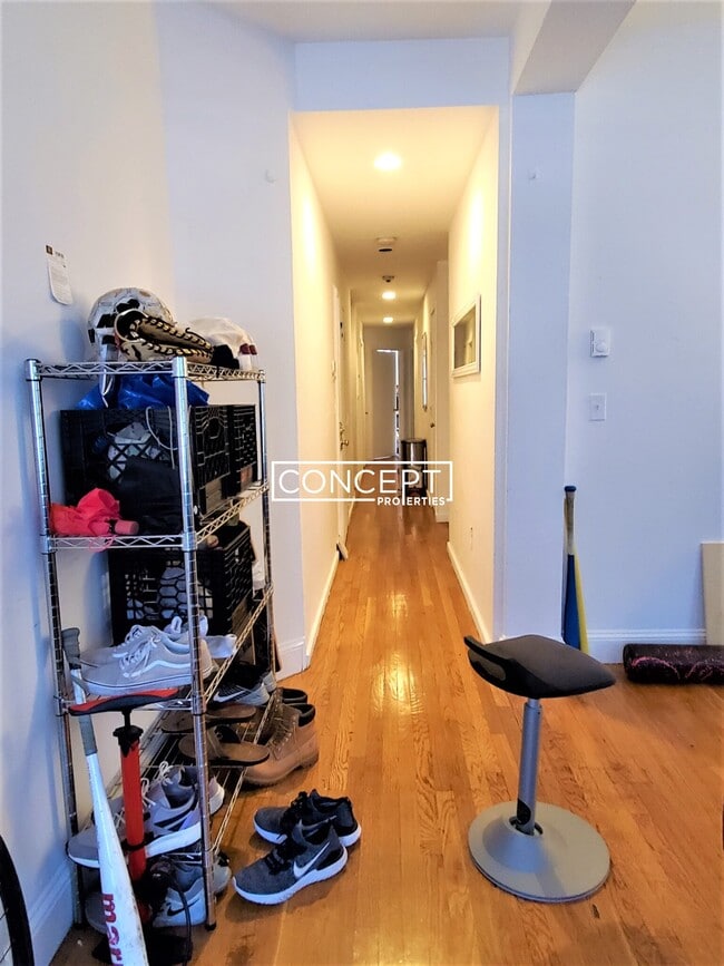 Photo - 772 Columbus Ave Unidad 2