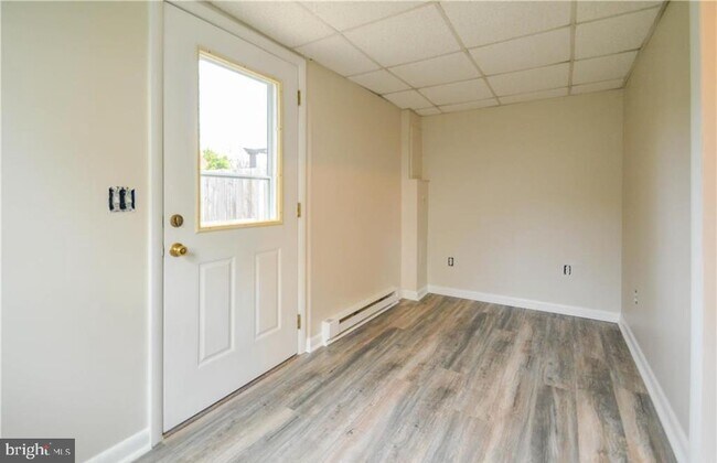 Photo - 603 Poplar St