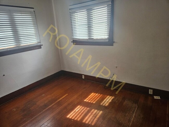 Photo - Charming 2-bed 1-bath house