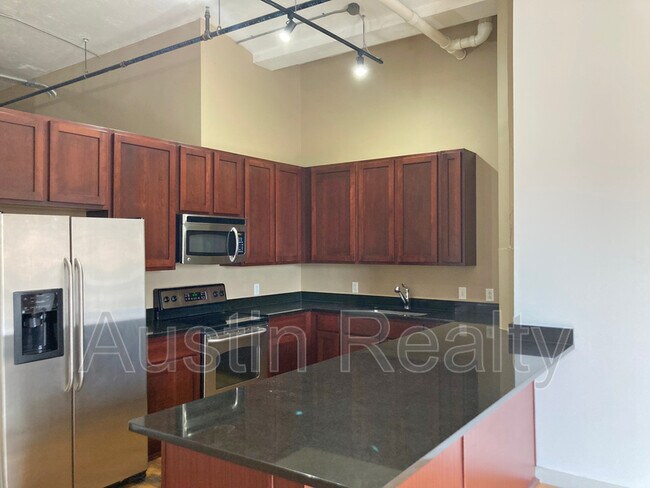 Photo - 1520 Washington Ave Unit Apt 717