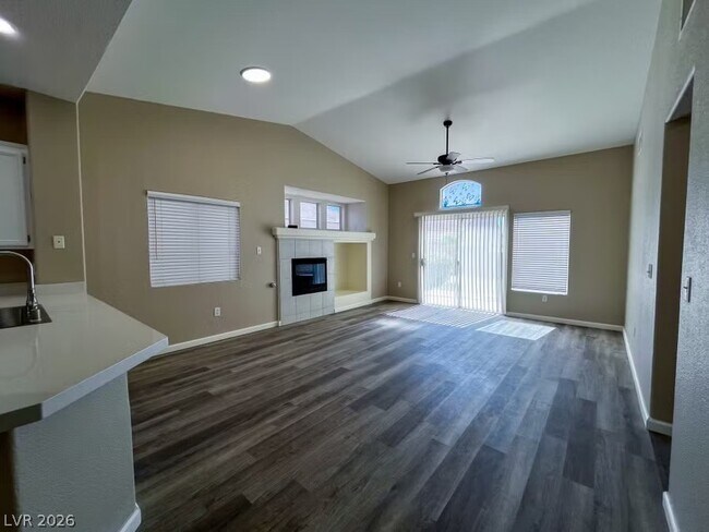 Photo - 8105 Guava Nectar Ave