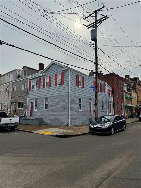 Building Photo - 67 S 17th St Rental