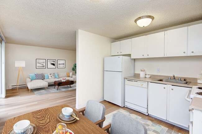 The Woodmark apartments — community photo