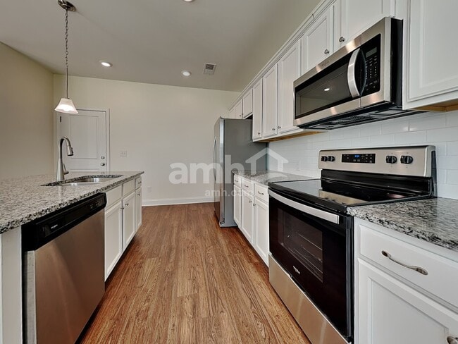 Photo - 14114 Millers Creek Ln