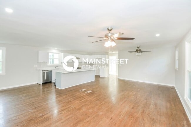 Photo - 4 Bedroom Pet-Friendly Home in NASHVILLE, ...