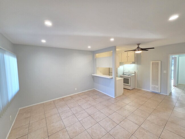 Photo - 4660 Kester Ave Unit 232