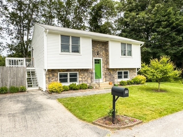 Building Photo - 183 Richmond Dr Rental