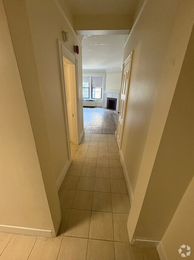Building Photo - 60 Boylston St Unit 803 Rental