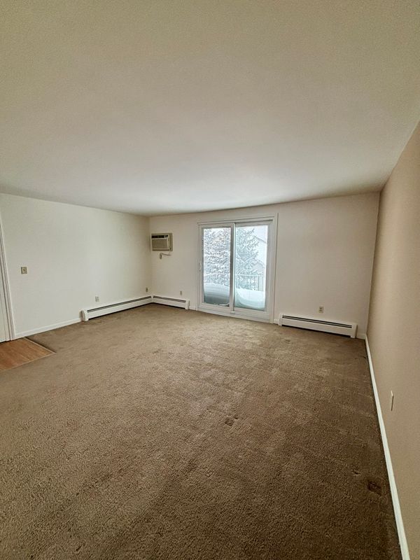 Photo - 17 Losson Garden Dr