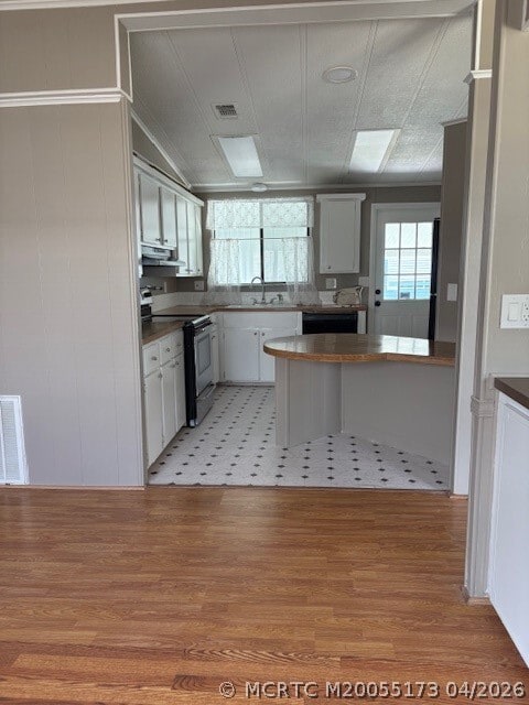Photo - 489 Swan Ln