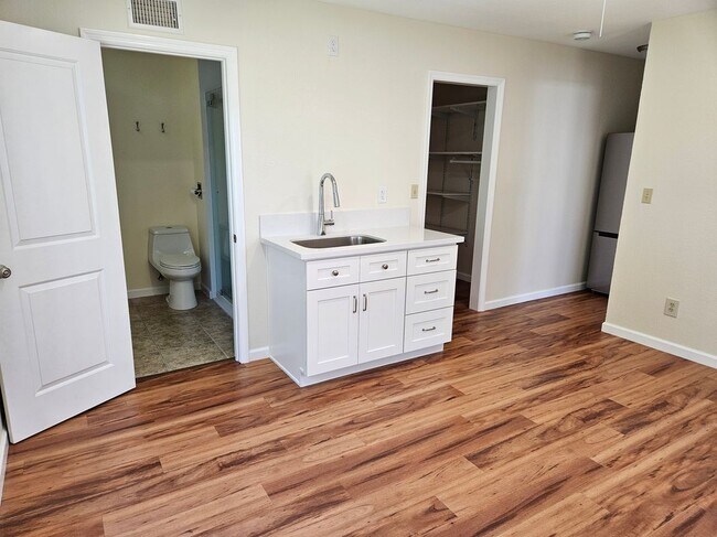 12729 Andy St Unit B