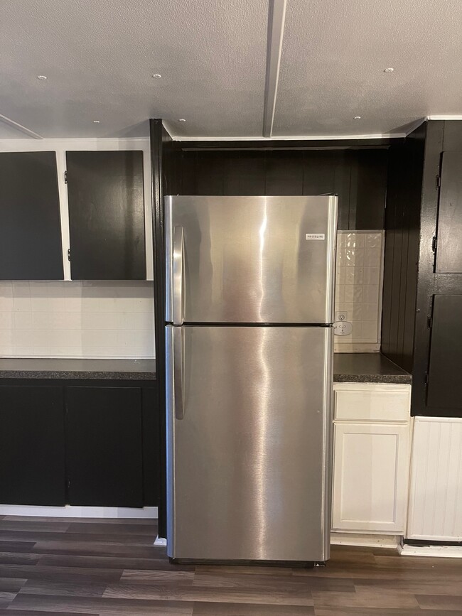 Photo - 2315 Geri Ann Ln