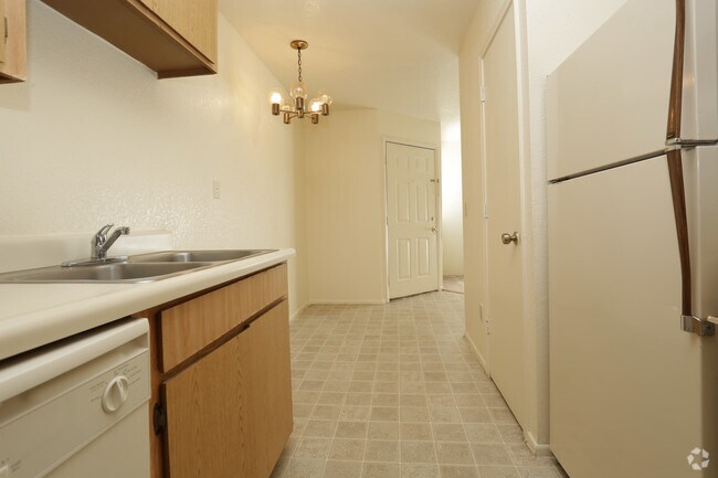 Photo - Mountain Steppes Apartments