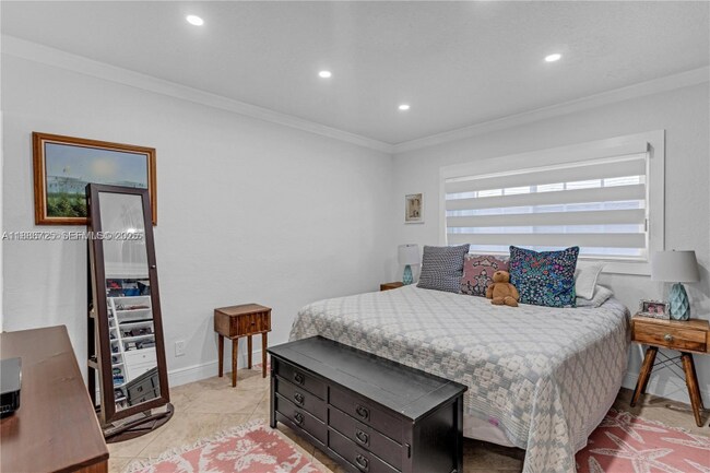 Photo - 9901 SW 35th Terrace