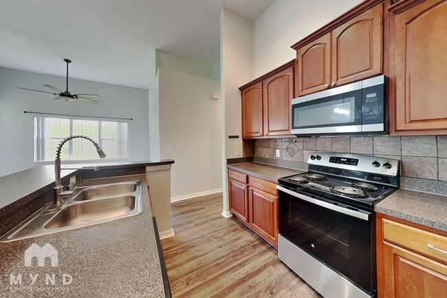 Photo - 2125 Island Walk Dr
