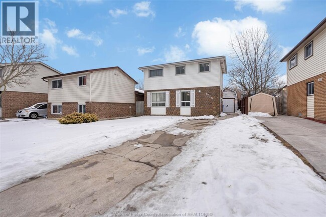 Photo - 1278 Aire Pl