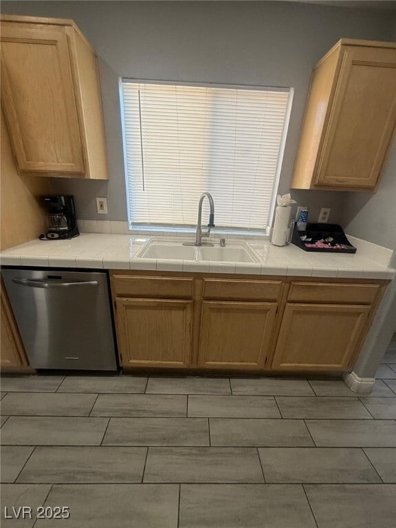 Photo - 745 Gullwing Ln