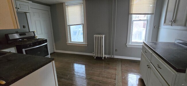 Photo - 224 Ontario St Unit 1