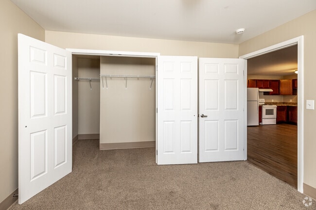 1BR, 1BA - 765SF - Bedroom