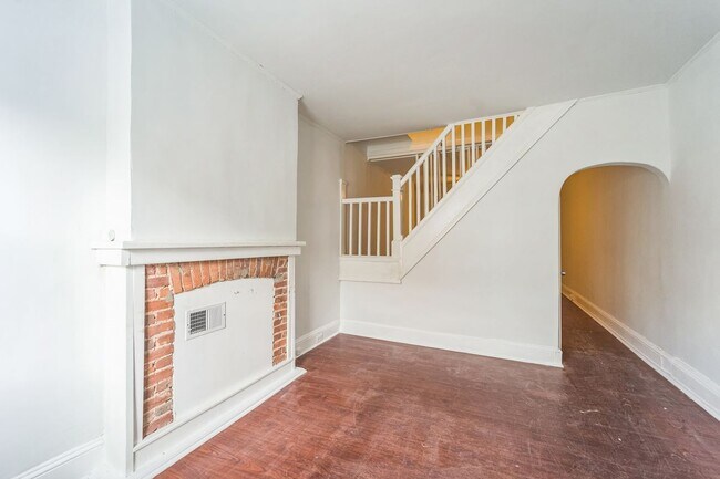 Photo - 3818 Mt Pleasant Ave