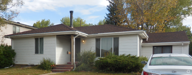 Building Photo - 1923 E Thornburgh Dr Rental