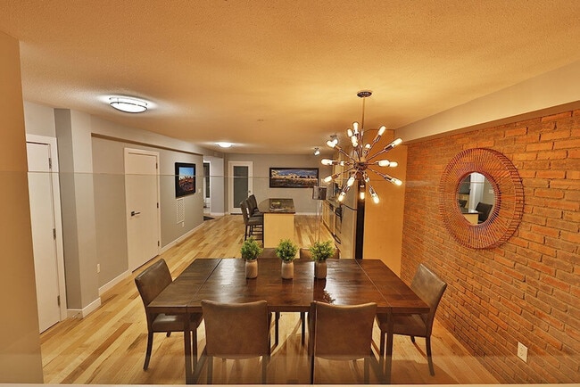 Photo - 10154-10103 103 St NW Unit SI FL2-ID1438817P