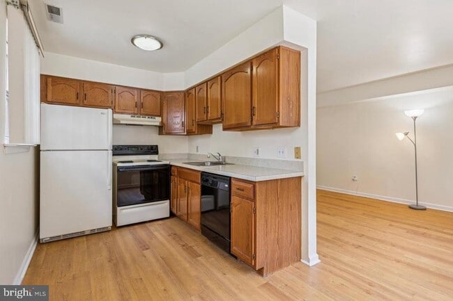 Photo - 223 Parker Ave