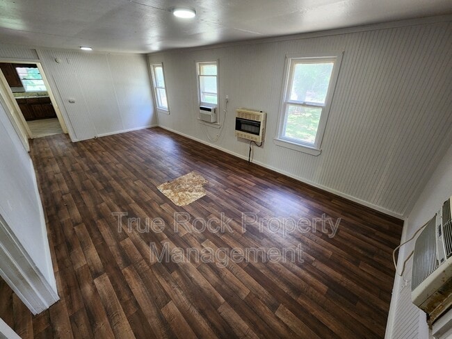 Photo - 104 Osage St