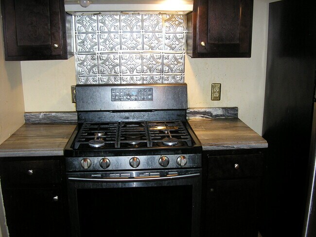 Photo - 804 W Town Ct