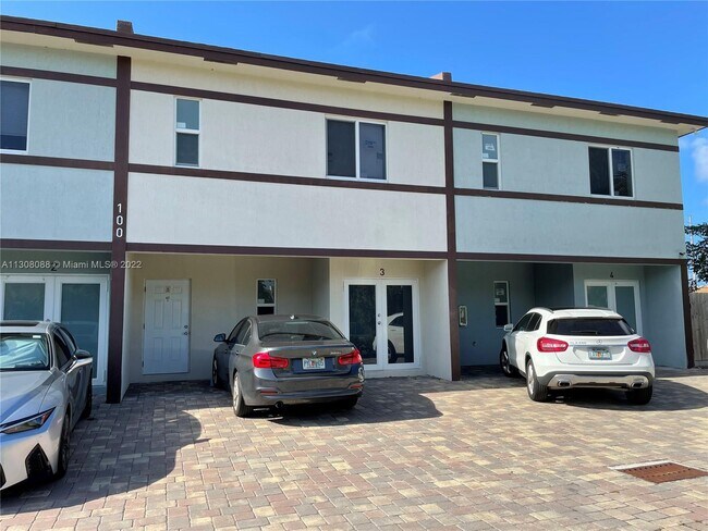 Photo - 100 NW 6th St  1-4 Hallandale Beach Fl 33009 Unit 1-4