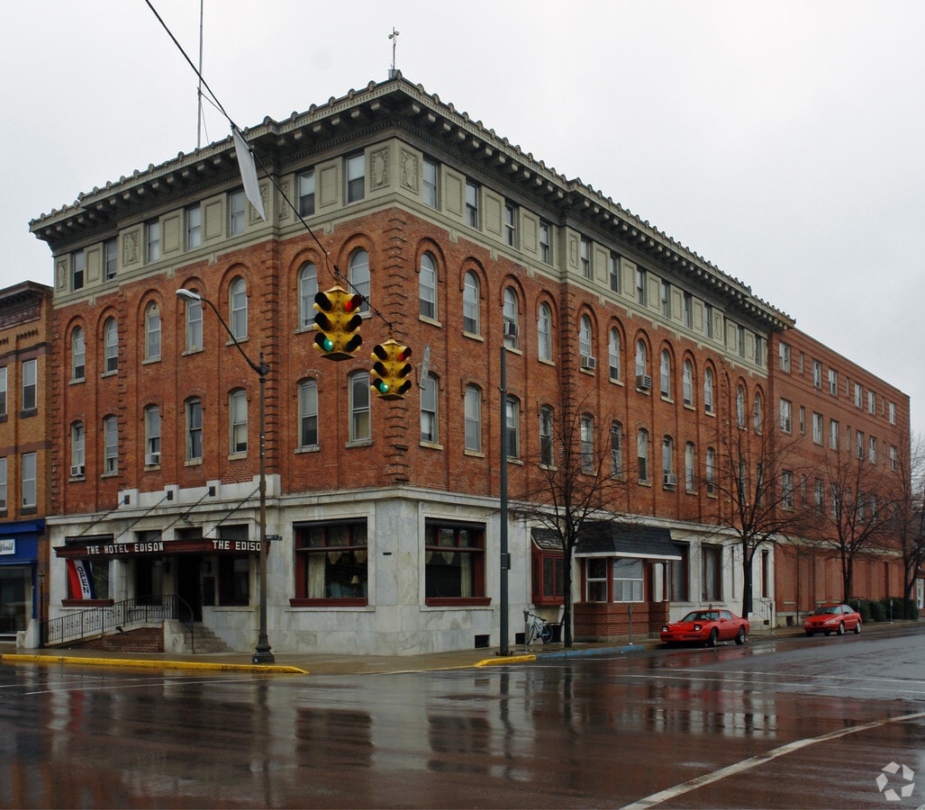 Photo - Edison Hotel Apartamentos