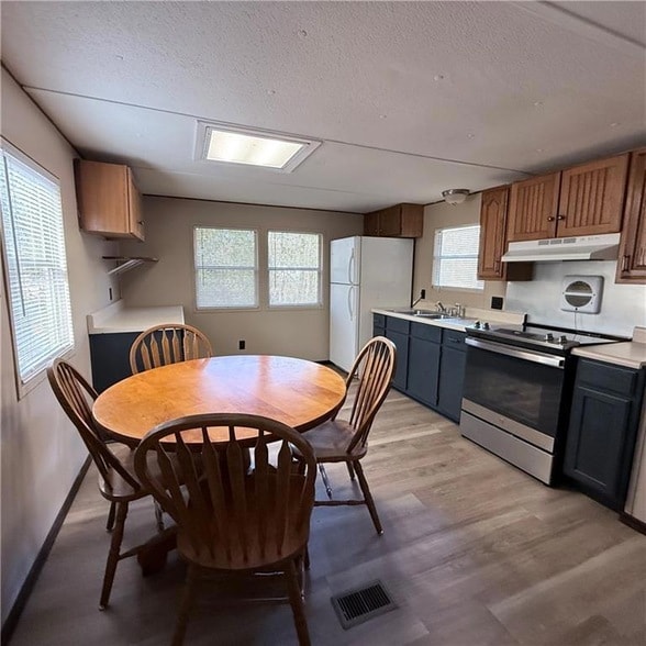 Photo - 19506 K Sharp Ln