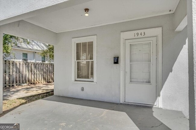 Photo - 1943 Heckle St