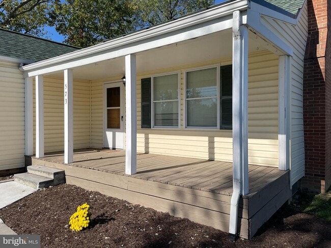 573 Fairfax Pike