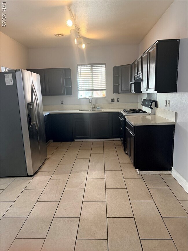 Photo - 2636 La Mata St