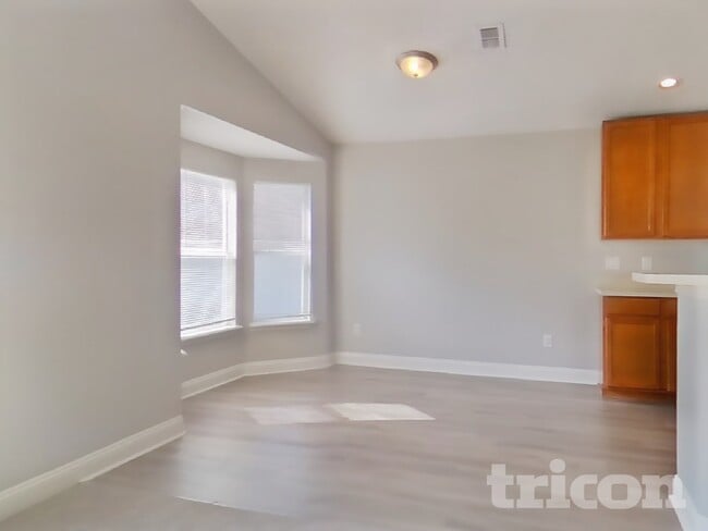 Photo - 961 Misty Maple Ct