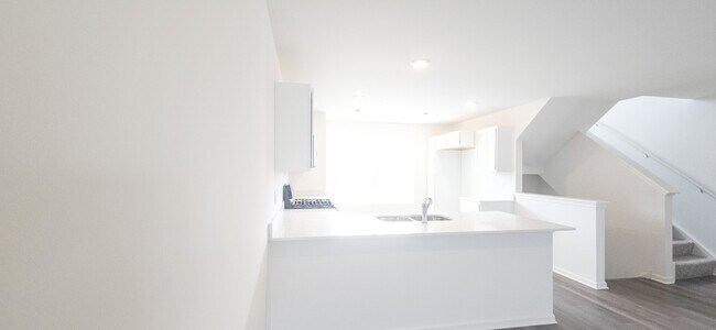 Photo - 8768 Clover Ln