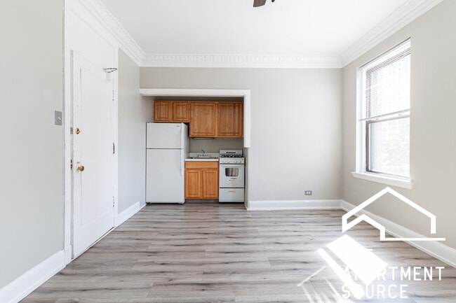 Photo - 3835 N Fremont St