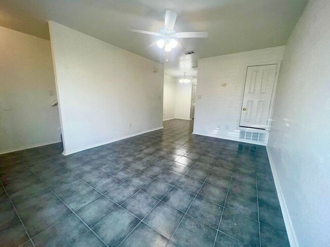 Photo - 3407 Barcelona Dr