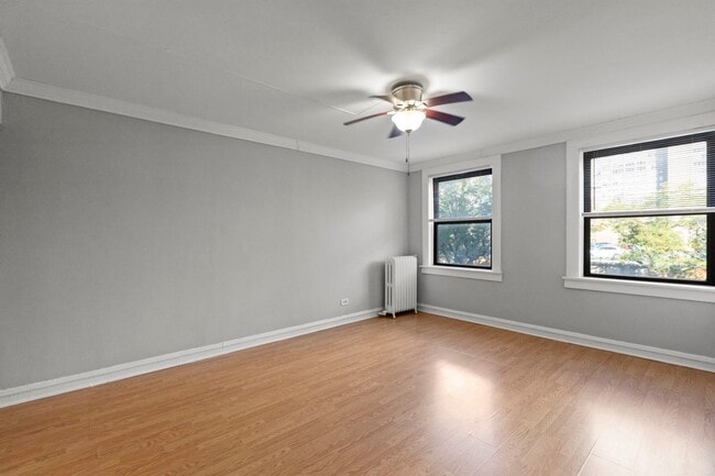 Photo - 630 W Sheridan Rd