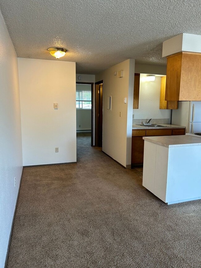 Photo - 1215 Pioneer St Unit 12 (Upper)