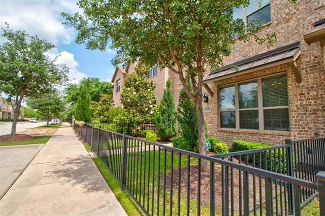 Photo - 6156 Rilla St