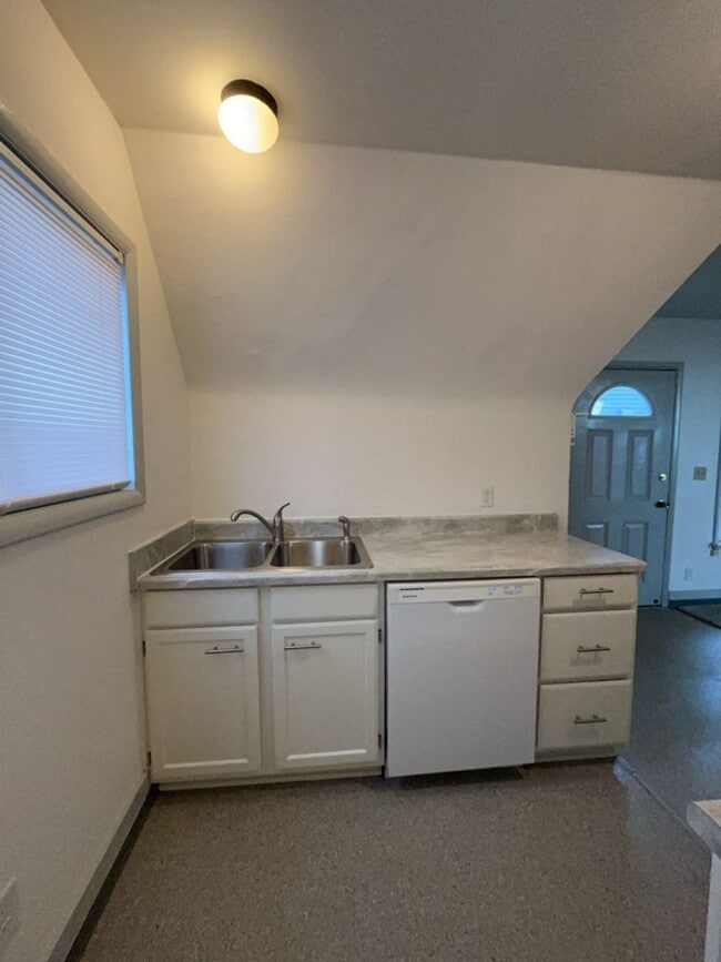 Photo - 1318 High St Unidad 201